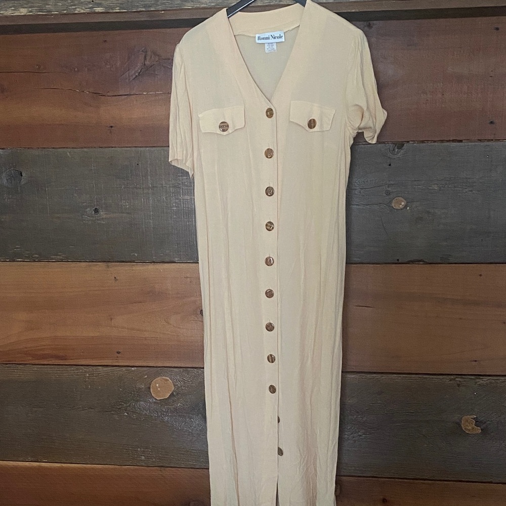 Vintage V-Neck Cream Button-Down Dress
